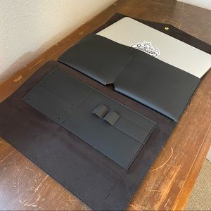 Glass Ladder & Co. laptop case with storage